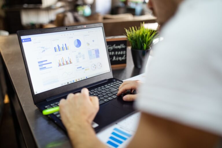 Excel XLOOKUP vs INDEX-MATCH speed test on 100000 rows