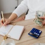 Debt snowball vs avalanche payoff planning 2026