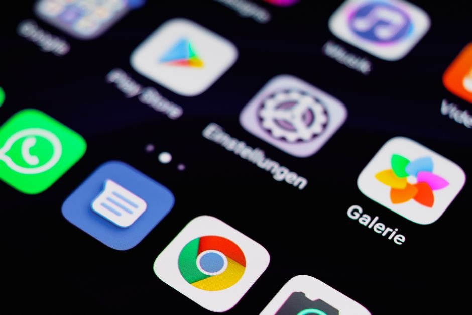 Close-up of a smartphone screen showing app settings icons