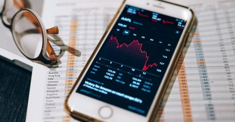 Mobile trading app - Bybit stacked fee discount and payback