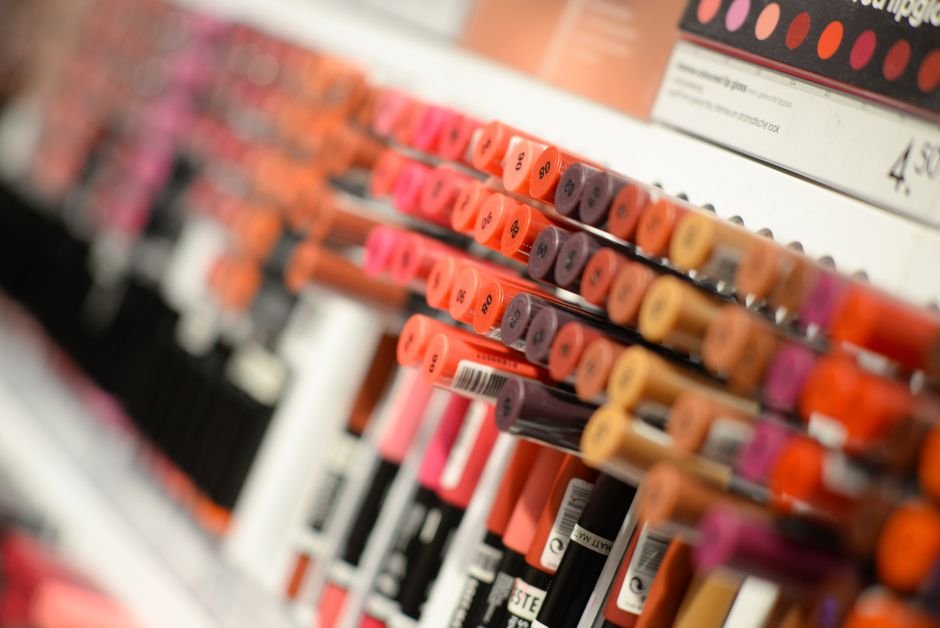 Beauty and cosmetics shelf display representing the Ulta 21 Days of Beauty sale